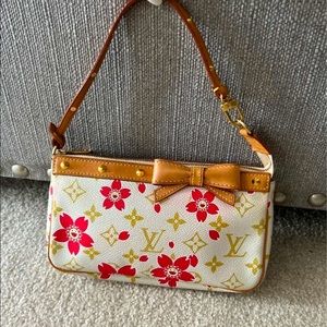 Louis Vuitton monogram cherry blossom pochette 🌸 SOLD
